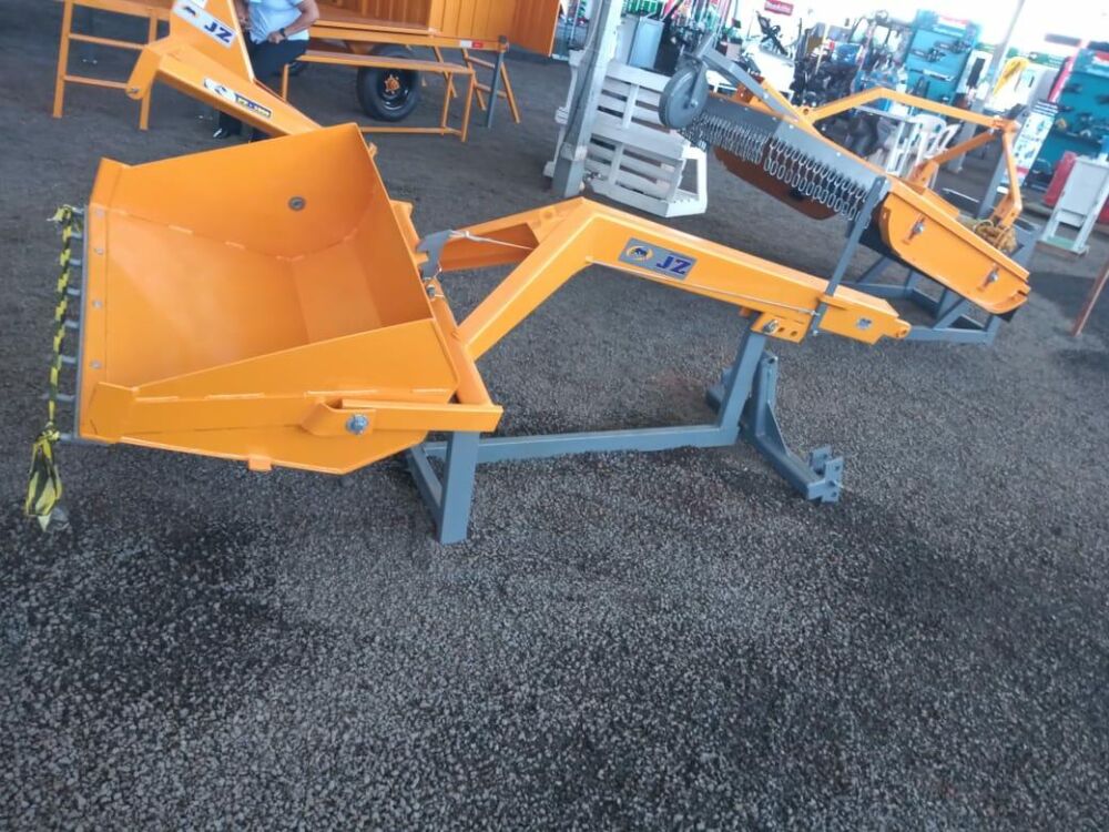 Imagem adicional 17 do item Pá Traseira PTH 220